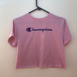 Pink cropped Champion shirt